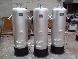 供應(yīng)微型導(dǎo)熱油爐4 15萬(wàn)大卡成套產(chǎn)品節(jié)能高效